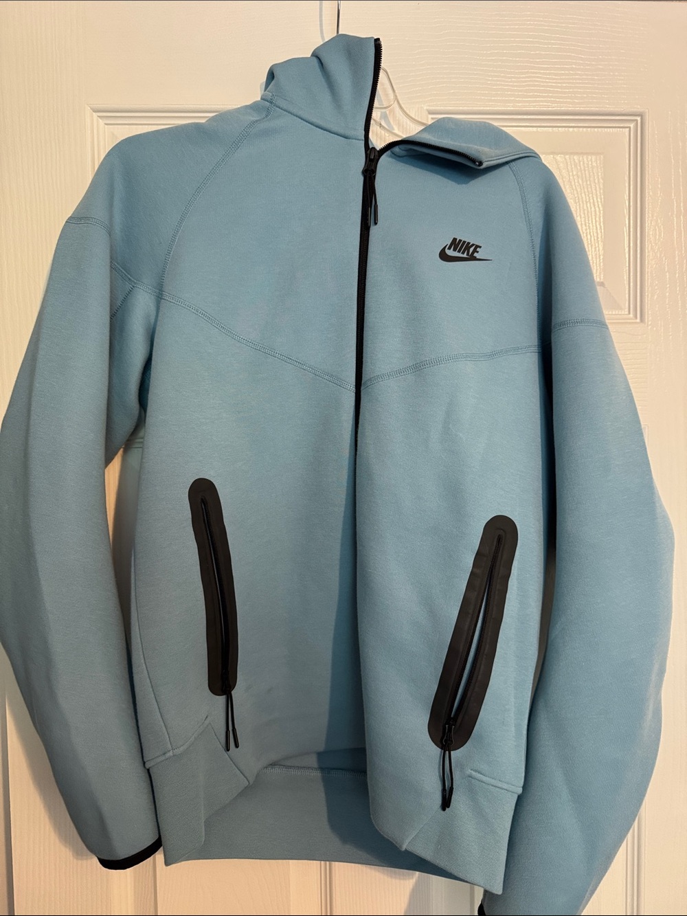 Nike Men's Sky Blue Full-Zip Performance Hoodie Jacket